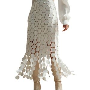 🍒NEW Laser Cut Circle Double Layered High Waist Midi Skirt in Snow, Size Medium